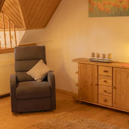 Tolstefanz Lejlighed